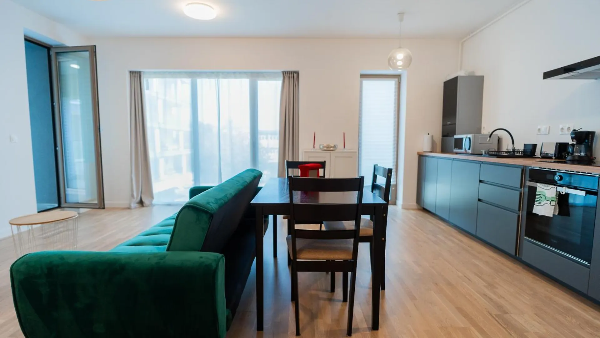 Lagoon Park Apartments With Beach View Bucharest