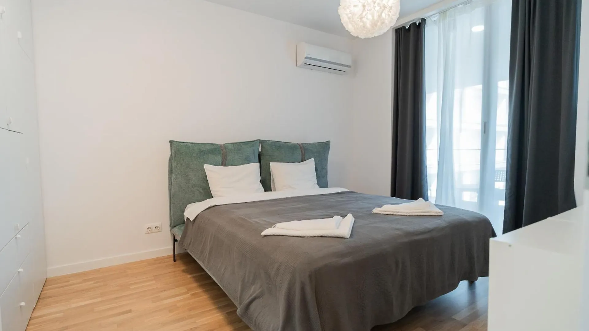 Lagoon Park Apartments With Beach View Bucharest 0*,